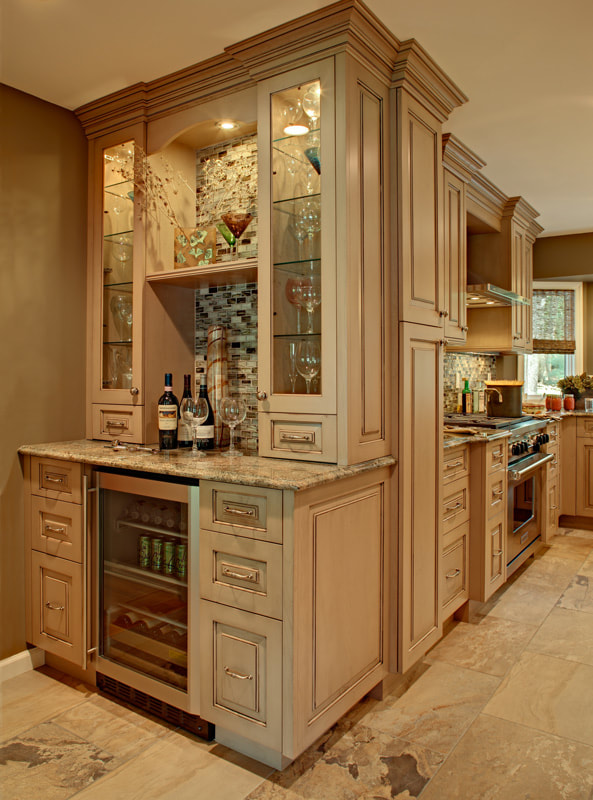 White with glaze kitchen cabinetry in new jersey